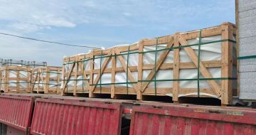 崇左 芝麻白花岗岩地铺石出口专车-泰国游