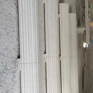 崇左 花岗岩厂家带你看白麻花岗岩门楼大柱柱皮