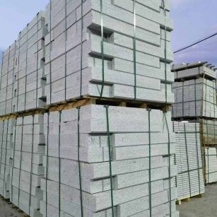 崇左 芝麻白花岗岩路沿石，路缘石，路肩石，道牙，立缘石，马路牙子，街沿石，侧石等