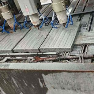 崇左 芝麻白花岗岩荔枝面盲道雕刻