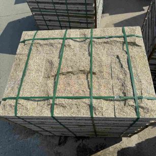 崇左 黄金麻花岗岩石材自然面蘑菇石成品