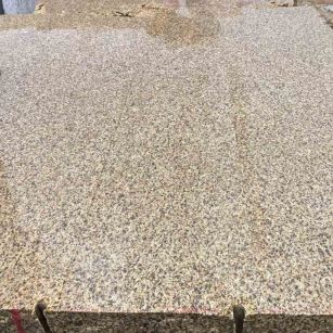 崇左 黄金麻花岗岩石材方料