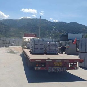 崇左 芝麻白仿形路沿石，直形路沿石