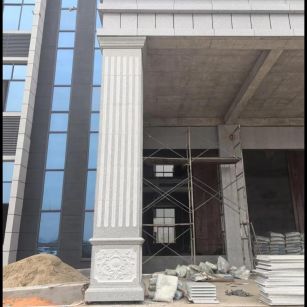 崇左 芝麻白光面花岗岩门楼大柱（罗马柱）配雕花底座