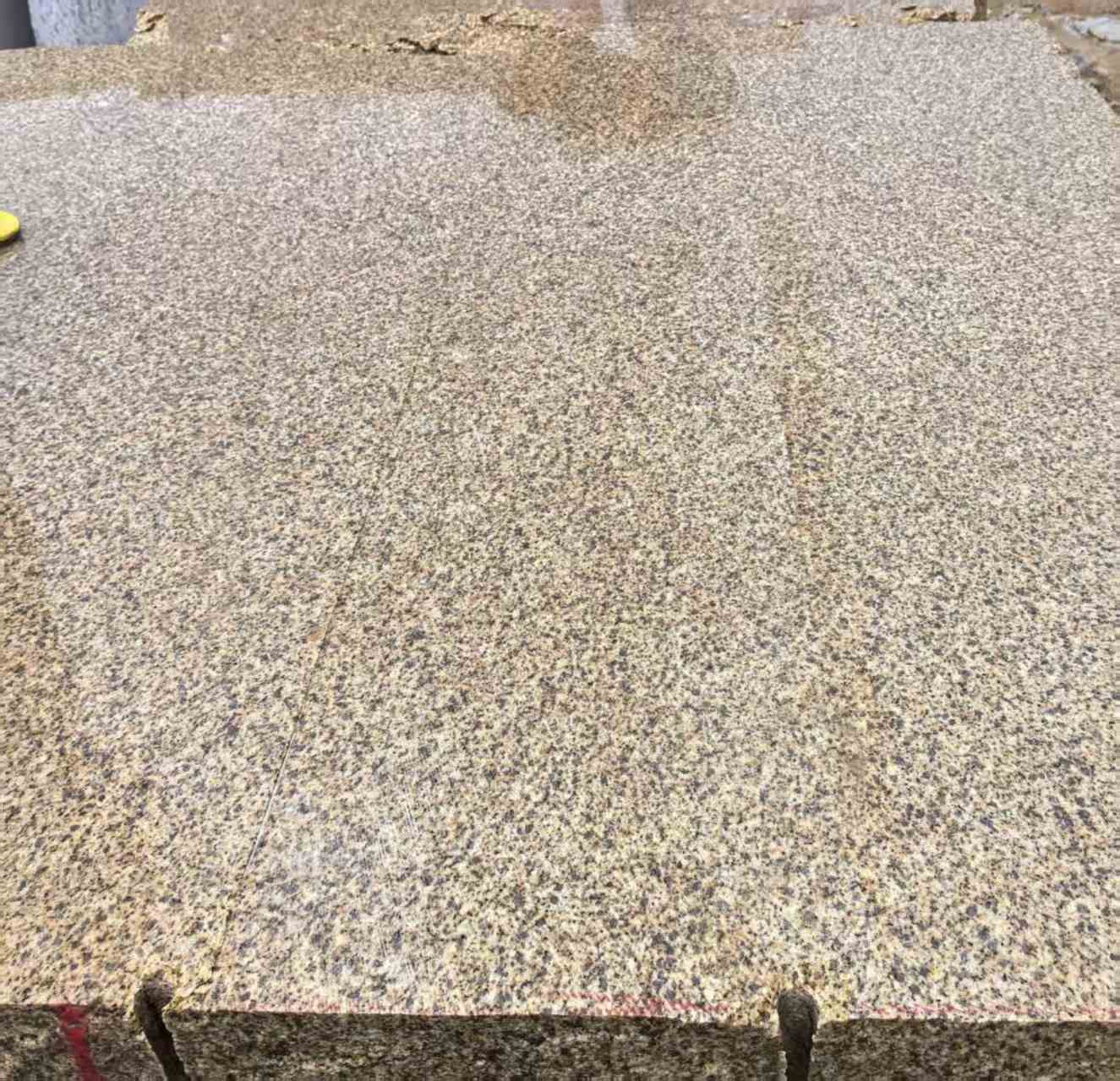 崇左 黄金麻花岗岩石材方料