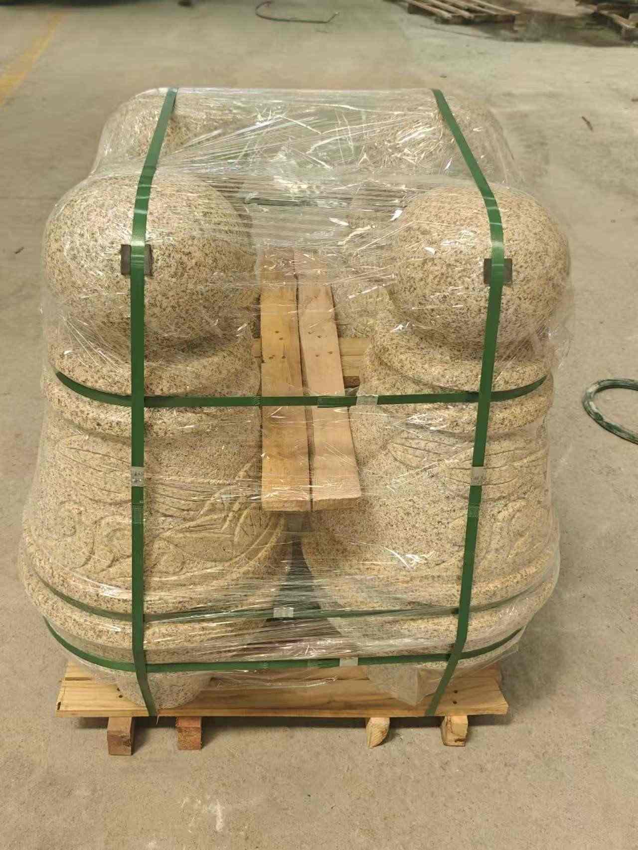 崇左 黄金麻异形定制雕花——棒棒糖挡车柱