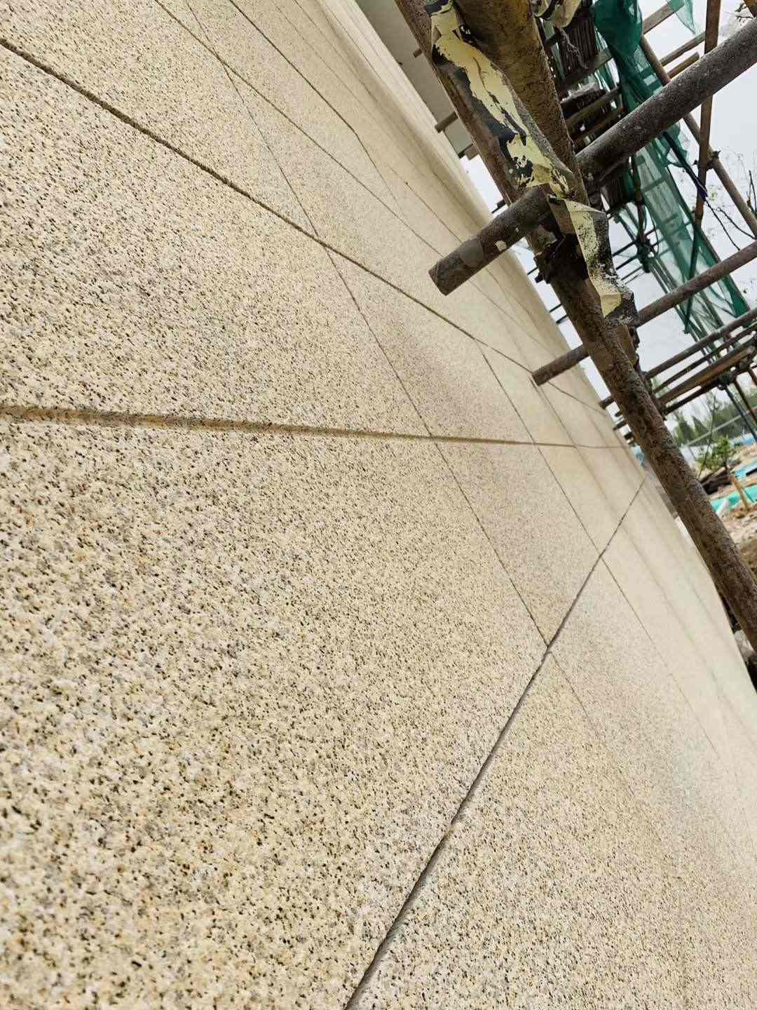 崇左 黄金麻花岗岩荔枝面外墙干挂石材效果示例