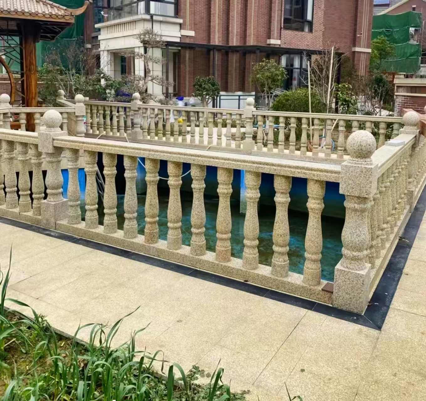 崇左黄金麻花岗岩石材栏杆，扶手，将军柱，花瓶柱