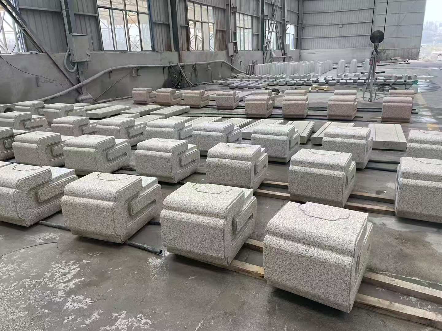 崇左 白麻花岗岩异形加工-石凳，坐凳