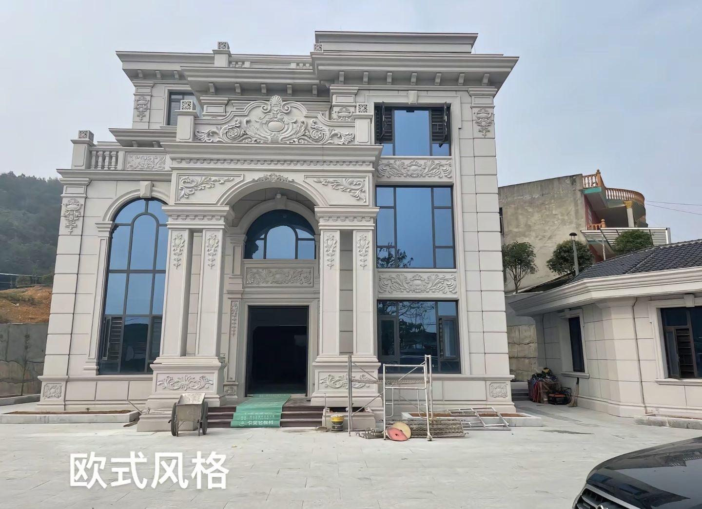 崇左 白麻花岗岩别墅外墙干挂