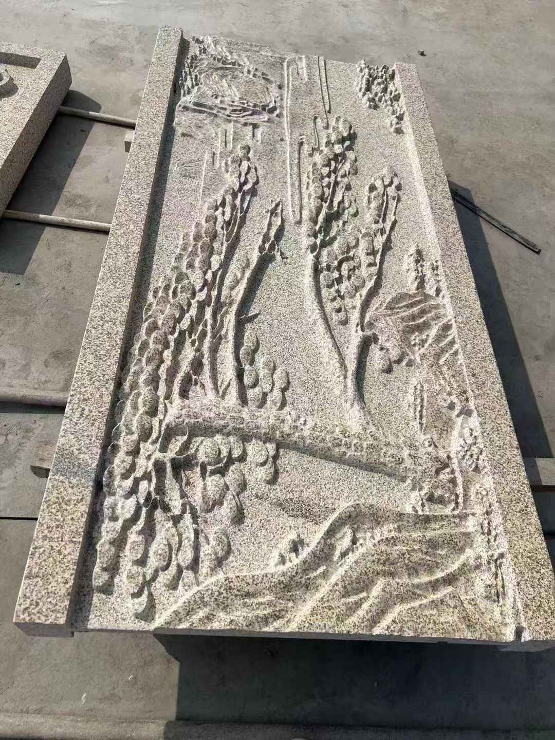 崇左 黄金麻雕刻板浮雕迎客松