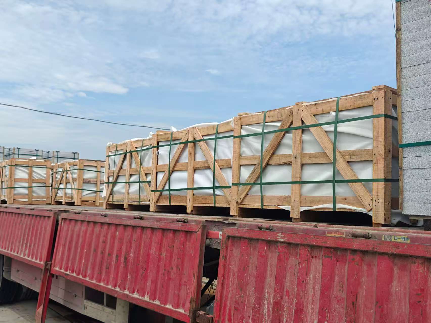 崇左 芝麻白花岗岩地铺石出口专车-泰国游